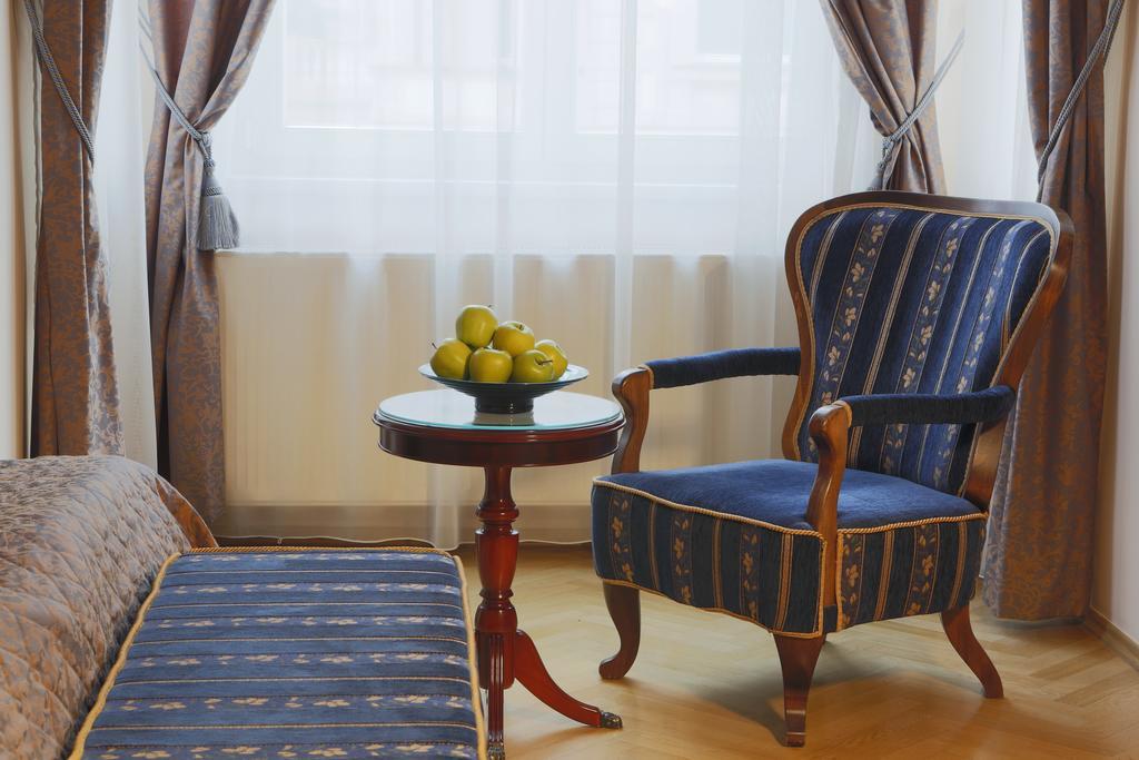 Bristol Vila Tereza Karlovy Vary Habitación foto